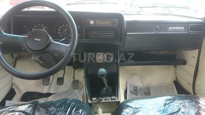 LADA (VAZ) 2107 1990, 200,000 km - 1.5 л - Ucar