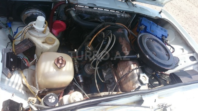 LADA (VAZ) 2107 1990, 200,000 km - 1.5 л - Ucar