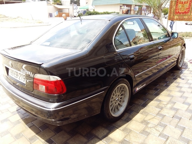 BMW 528 1997, 410,000 km - 2.8 л - Bakı