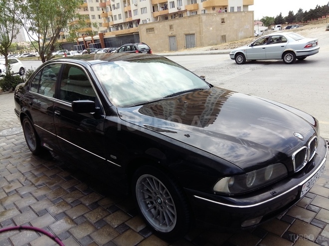 BMW 528 1997, 410,000 km - 2.8 л - Bakı