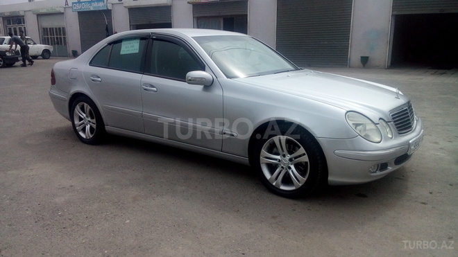 Mercedes E 270 2003, 239,150 km - 2.7 л - Bakı