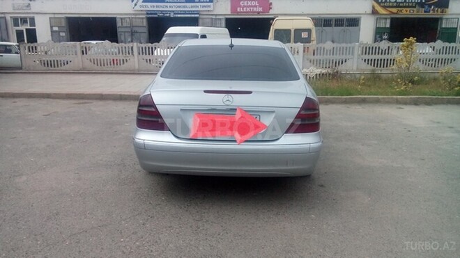 Mercedes E 270 2003, 239,150 km - 2.7 л - Bakı
