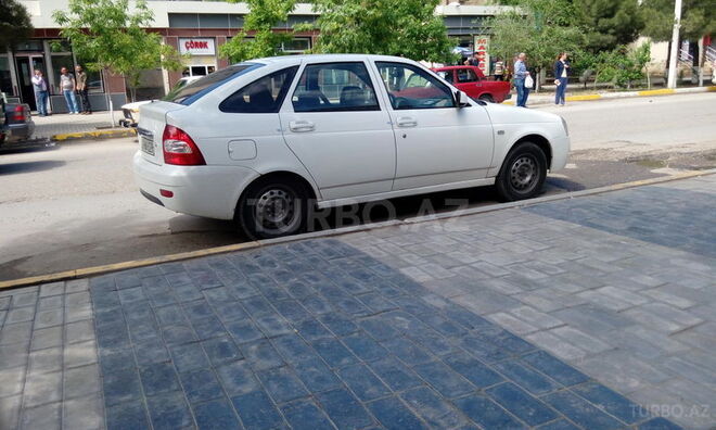 LADA (VAZ) Priora 2010, 125,000 km - 1.6 л - Bakı