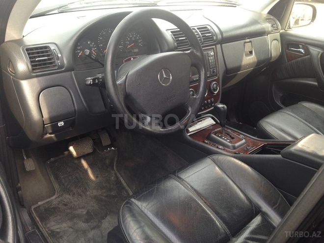 Mercedes ML 320 2002, 121,000 km - 3.2 l - Bakı