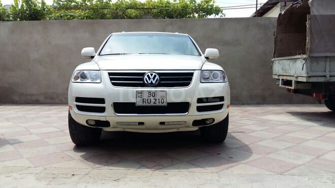 Volkswagen Touareg 2003, 118,000 km - 3.2 l - Bakı