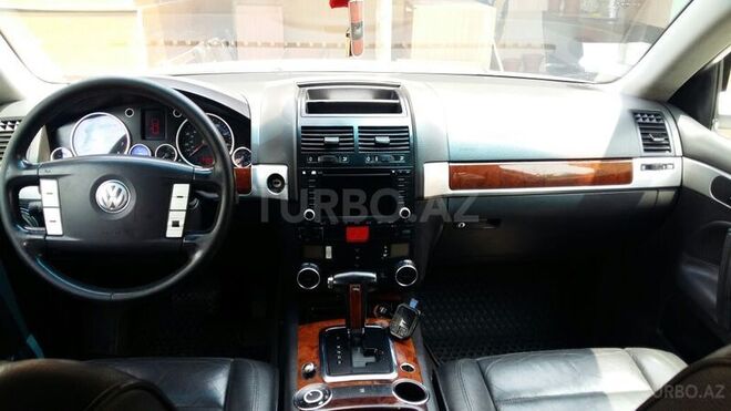 Volkswagen Touareg 2003, 118,000 km - 3.2 l - Bakı