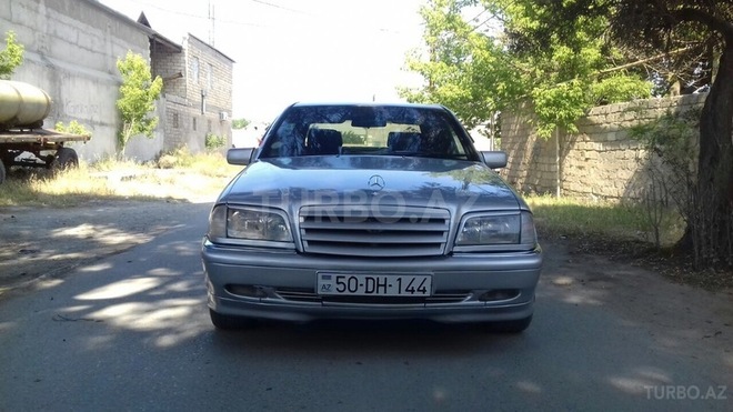 Mercedes C 180 1998, 235,000 km - 1.8 л - Sumqayıt