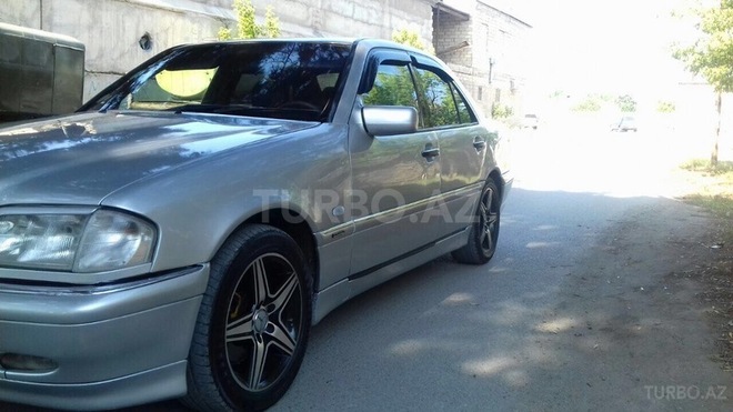 Mercedes C 180 1998, 235,000 km - 1.8 л - Sumqayıt