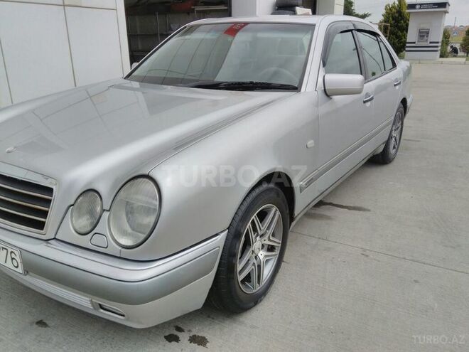 Mercedes E 240 1998, 150,000 km - 2.4 л - Bakı