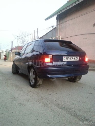 Opel Astra 1994, 172,356 km - 1.6 l - Bakı