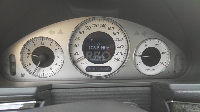Mercedes E 220 2005, 310,286 km - 2.2 l - Bakı