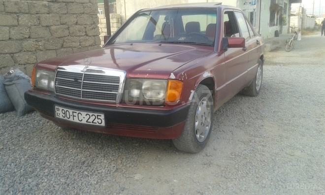Mercedes 190 1992, 245,000 km - 2.0 л - Bakı