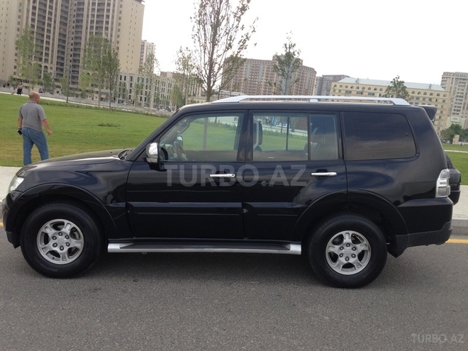 Mitsubishi Pajero 2007, 123,000 km - 3.0 l - Bakı