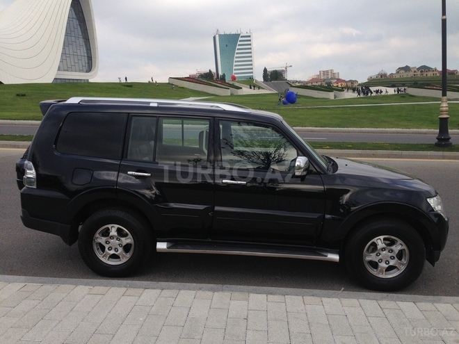 Mitsubishi Pajero 2007, 123,000 km - 3.0 l - Bakı