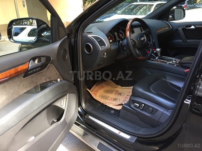 Audi Q7 2014, 69,000 km - 3.0 l - Bakı