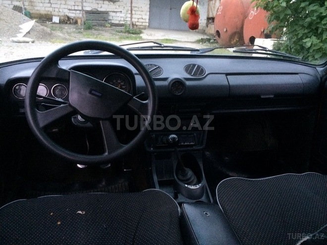 LADA (VAZ) 2106 1979, 390,000 km - 1.3 l - Quba