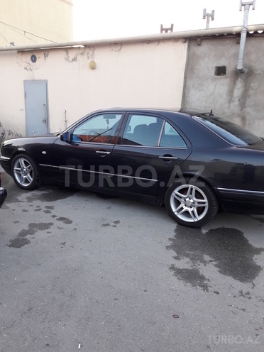 Mercedes E 230 1997, 252,000 km - 2.3 l - Bakı