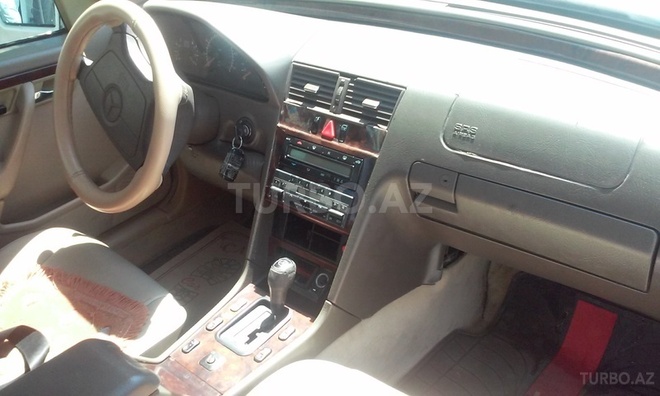 Mercedes C 220 1996, 210,000 km - 2.2 л - Bakı