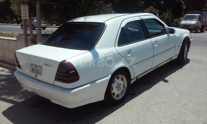 Mercedes C 220 1996, 210,000 km - 2.2 л - Bakı