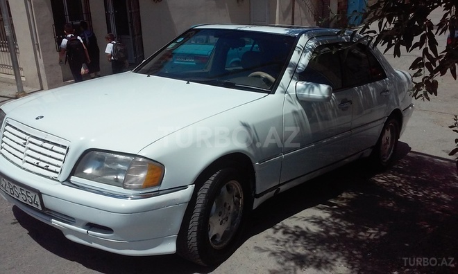 Mercedes C 220 1996, 210,000 km - 2.2 л - Bakı