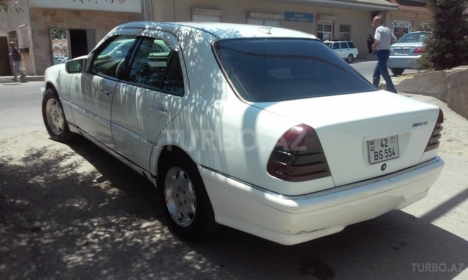 Mercedes C 220 1996, 210,000 km - 2.2 л - Bakı