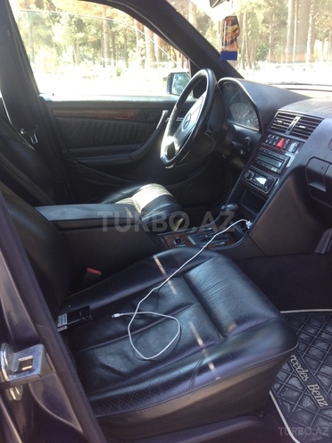 Mercedes C 240 1997, 340,000 km - 2.4 l - Sumqayıt