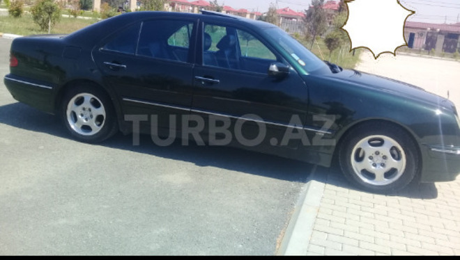 Mercedes E 270 2000, 298,000 km - 2.7 l - Bakı