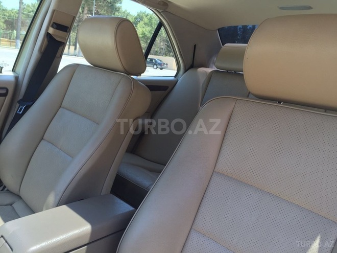 Mercedes C 230 1999, 270,000 km - 2.3 l - Sumqayıt