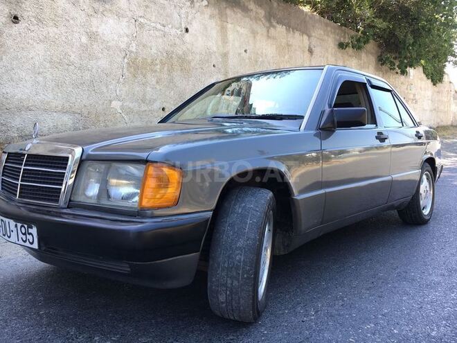 Mercedes 190 1990, 240,000 km - 2.0 l - Bakı