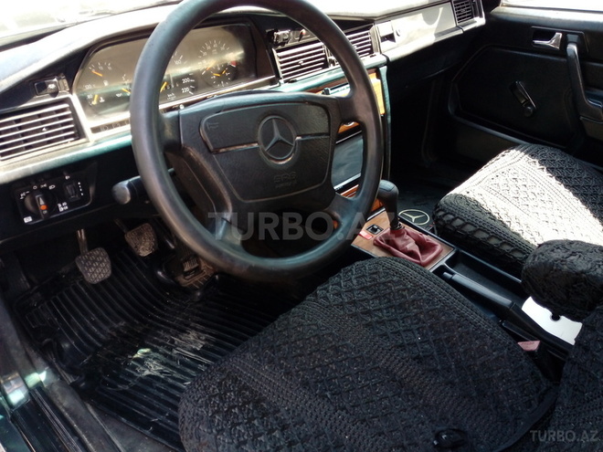 Mercedes 190 1992, 328,000 km - 1.8 l - Sumqayıt