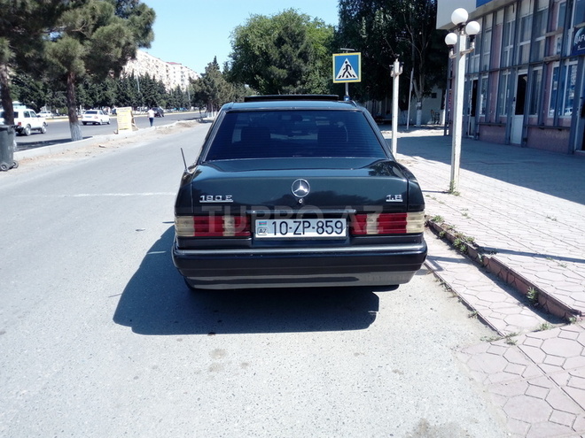 Mercedes 190 1992, 328,000 km - 1.8 l - Sumqayıt
