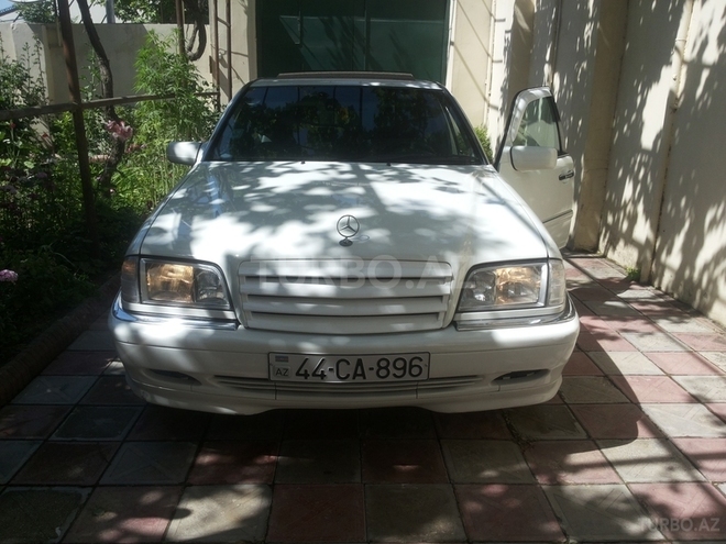 Mercedes C 230 1998, 270,000 km - 2.3 l - Bakı
