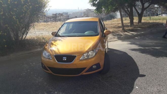 SEAT Ibiza 2011, 127,000 km - 1.6 l - Bakı
