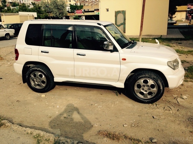 Mitsubishi Pajero io 2001, 182,000 km - 2.0 l - Sumqayıt
