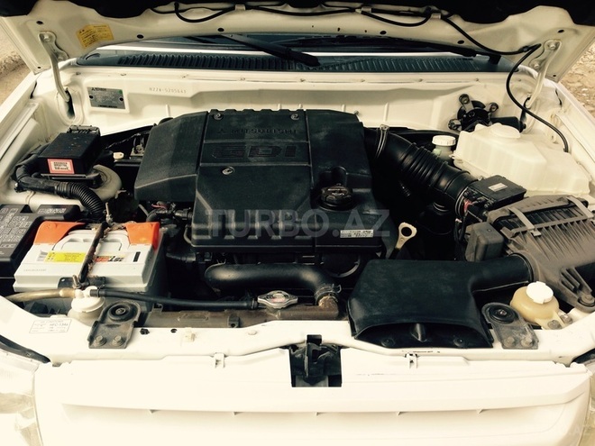 Mitsubishi Pajero io 2001, 182,000 km - 2.0 l - Sumqayıt