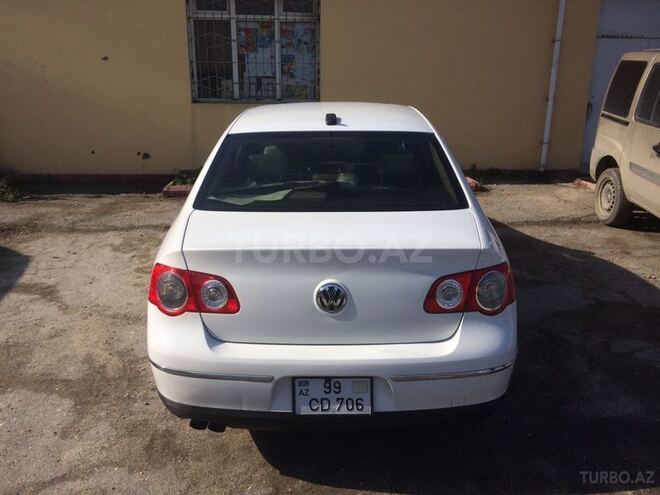 Volkswagen Passat 2005, 198,000 km - 2.0 л - Bakı