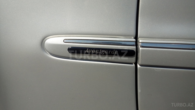 Mercedes E 220 2006, 272,000 km - 2.2 л - Bakı