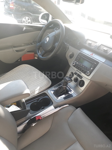 Volkswagen Passat 2005, 198,000 km - 2.0 л - Bakı