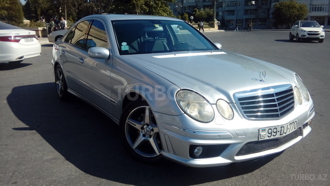 Mercedes E 220 2006, 272,000 km - 2.2 л - Bakı