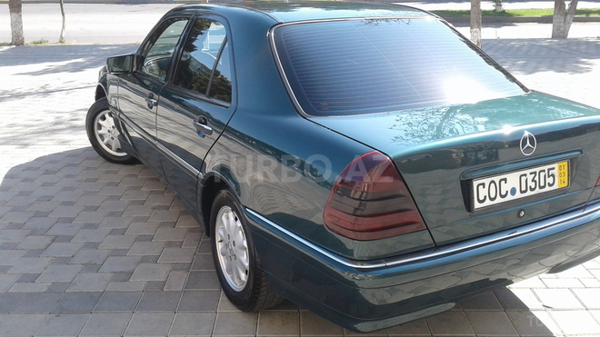 Mercedes C 220 1998, 239 km - 2.2 l - Bakı
