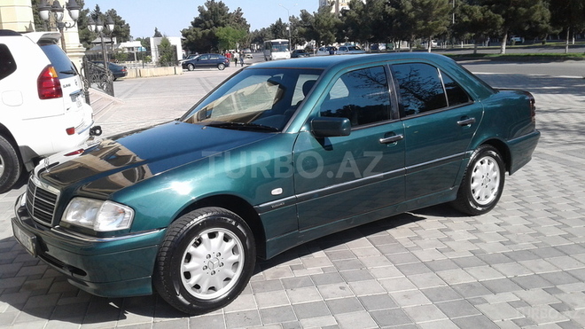 Mercedes C 220 1998, 239 km - 2.2 l - Bakı