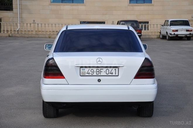 Mercedes C 200 1993, 460,003 km - 2.0 л - Saatlı