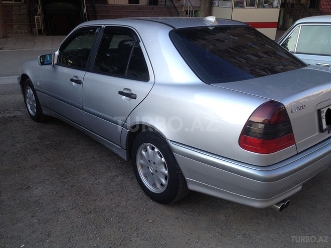 Mercedes C 200 1999, 205,000 km - 2.0 l - Bakı