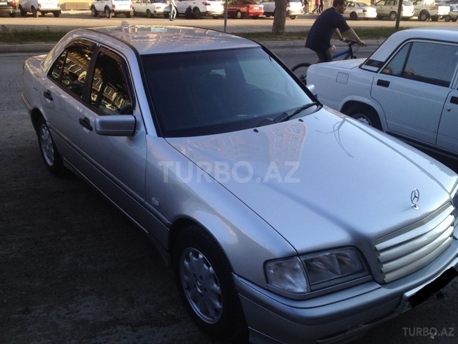 Mercedes C 200 1999, 205,000 km - 2.0 l - Bakı