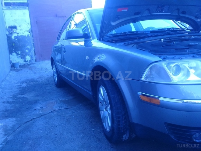 Volkswagen Passat 2002, 180,000 km - 1.8 l - Mingəçevir