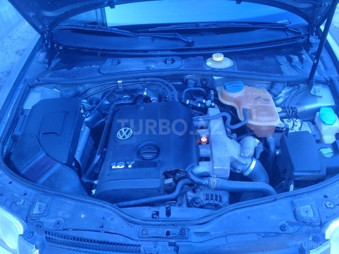 Volkswagen Passat 2002, 180,000 km - 1.8 l - Mingəçevir
