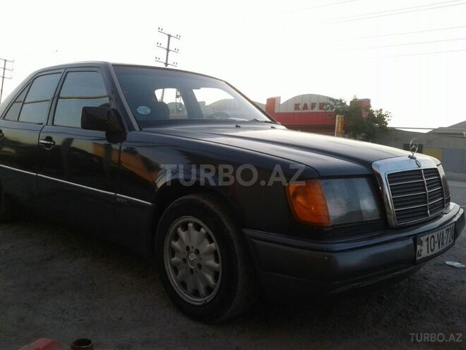Mercedes E 260 1991, 396,251 km - 2.6 л - Bakı