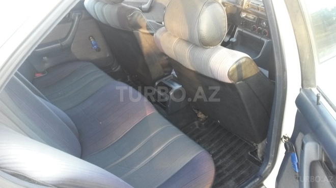 BMW 520 1990, 400,758 km - 2.0 l - Sumqayıt