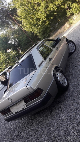 Mercedes 190 1990, 159,000 km - 1.8 л - Bərdə