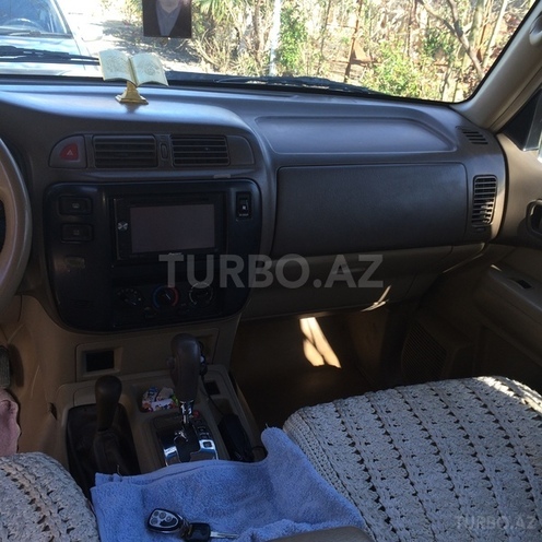 Nissan Patrol 2004, 170,000 km - 4.8 l - Bakı